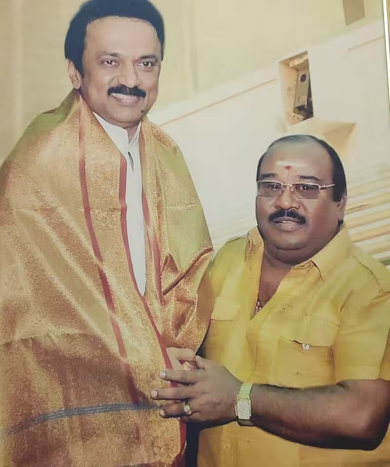 “என் கல்லூரி நண்பர் மறைவு வேதனை அளிக்கிறது..” - டிபி கஜேந்திரன் மறைவுக்கு முதலமைச்சர் இரங்கல் !