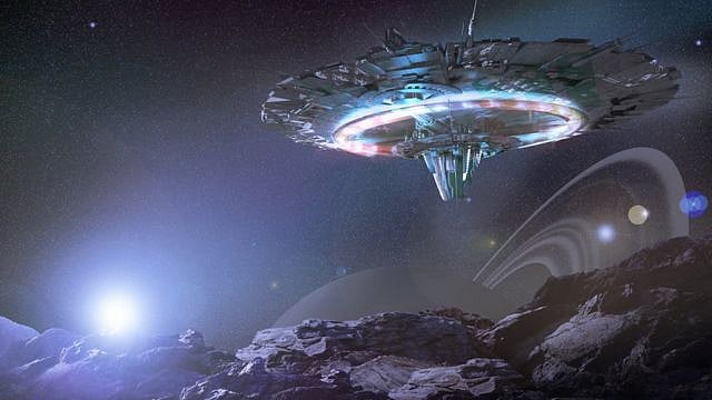 “வருணாசிரமம்.. ஏலியன்கள்.. இலுமினாட்டி” : இந்தியா மட்டுமல்ல, உலகம் முழுக்க எந்த கலாசாரம் சிறந்தது?