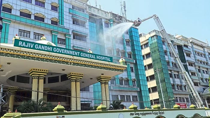  24 மணி நேரமும் இயங்கும் 'நெஞ்சுவலி சிகிச்சை மையம்' - ராஜீவ் காந்தி அரசு மருத்துவமனையில் தொடக்கம் ! 