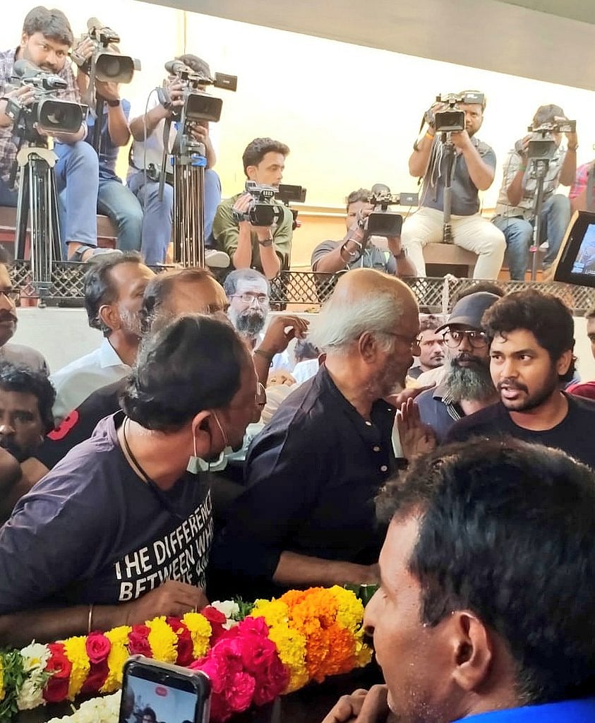 “மயில்சாமியின் கடைசி ஆசையை நிச்சயமாக நிறைவேற்றுவேன்” : உருக்கமாக பேட்டியளித்த நடிகர் ரஜினிகாந்த் !