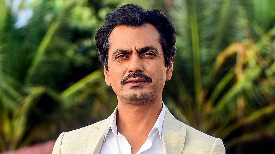 “காசு கூட கொடுக்காம துபாயில் தனியாக விட்டு போய்ட்டார்..” 'பேட்ட' பட வில்லன் மீது பணிப்பெண் பரபர புகார்..