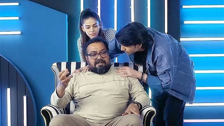 குடித்துவிட்டு விமானத்தில் பயணம்.. சவுதியில் கைது செய்யப்பட்ட அனுராக் காஷ்யப்.. ரசிகர்கள் அதிர்ச்சி !