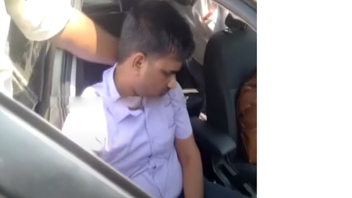 விடிந்தது கூட தெரியாமல்  காருக்குள் முரட்டுத் தூக்கம்.. கார் கண்ணாடியை உடைத்து எழுப்பிய வாகன ஓட்டிகள் !