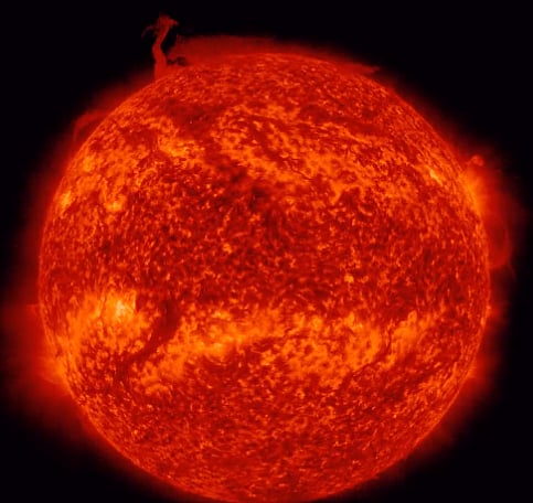 சூரியனின் வடபகுதியை படமெடுத்ததா ஜேம்ஸ் வெப் தொலைநோக்கி ? - பரவும் பொய்தகவல்.. உண்மை நிலை என்ன ? 