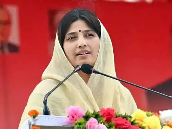 எதிர்கட்சியிலிருந்து சொந்த கட்சி வரை.. ஒன்றிய பட்ஜெட்டை கிழித்து தள்ளும் அரசியல் தலைவர்கள் !