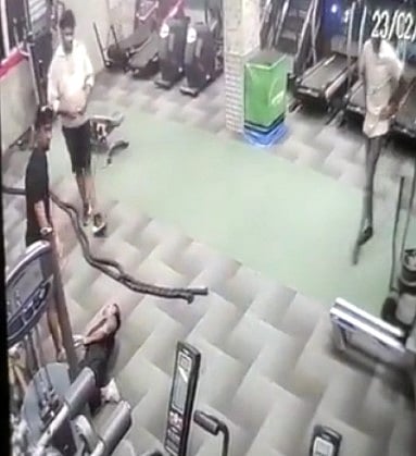 ஜிம்மில் சுருண்டு விழுந்த போலிஸ் கான்ஸ்டபிள்.. முடிவில்லாமல் தொடரும் சோக சம்பவங்கள்!