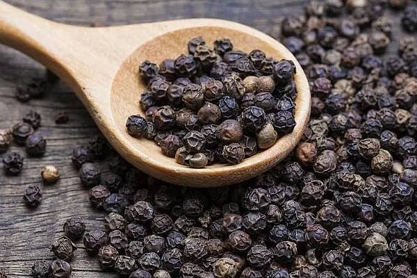 1 வயது குழந்தையின் மூச்சுக் குழாயில் சிக்கிய மிளகு: அறுவை சிகிச்சை இல்லாமல் அகற்றிய கோவை அரசு மருத்துவமனை