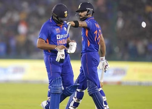 "ரோஹித் சர்மா கண்டிப்பாக அடுத்த டி20 உலகக் கோப்பையில் விளையாட மாட்டார்": அடித்து  சொல்லும் முன்னாள் வீரர்