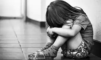 உ.பி-யை உலுக்கிய குழந்தை பாலியல் வன்கொடுமை வழக்கு.. 1 வருடம் கழித்து நீதிமன்றம் வழங்கிய அதிரடி தீர்ப்பு !