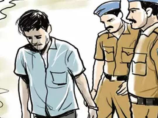 Clubhouse செயலியில் 14 வயது சிறுமியிடம் ஆபாச சாட்டிங்.. வாலிபரை போக்சோ சட்டத்தில் கைது செய்த போலிஸ்!