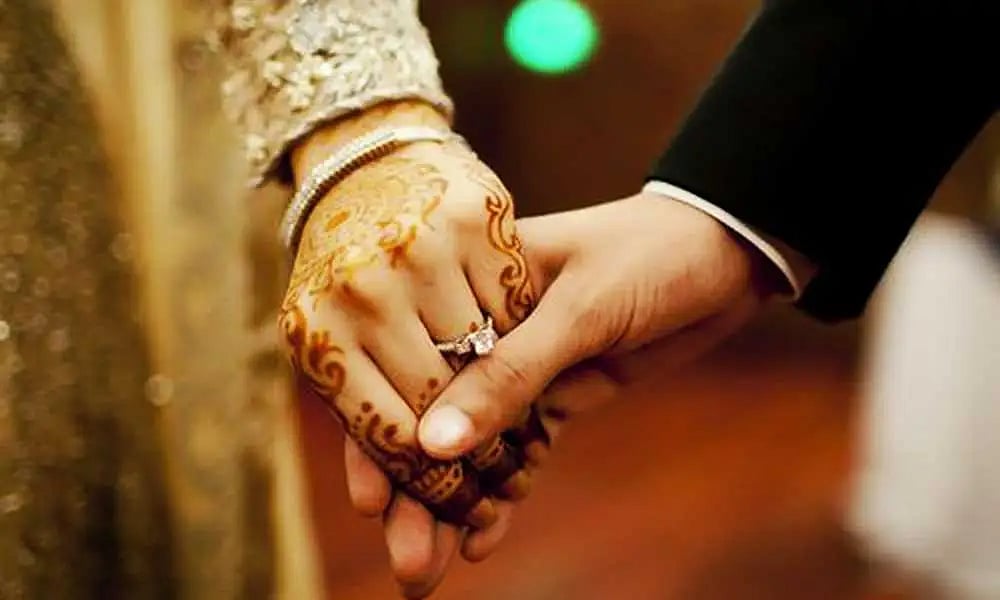 காதலுறவில் சுவாரஸ்யம் குறைகிறதா ? உறவு எப்போது சலிப்பை தரும்.. அதை தவிர்ப்பது எப்படி ?