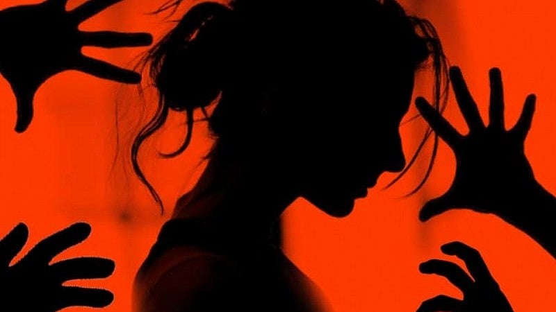 தெலுங்கானா: பிறந்தநாள் விழாவுக்கு சென்ற சிறுமி..ஜூஸில் மயக்கமருந்து கொடுத்து வன்கொடுமை..5 இளைஞர்கள் கைது!