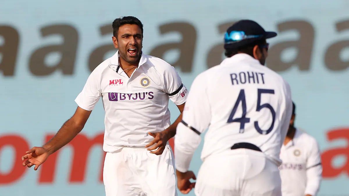 ஆஸ்திரேலிய வீரர்களை கனவிலும் பயமுறுத்தும் அஸ்வின்.. இந்திய மண்ணில் அசரவைக்கும் தமிழக வீரரின் ரெகார்ட் ! 