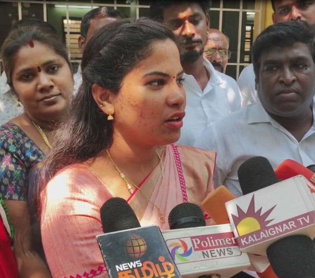 பள்ளி பாராளுமன்ற கூட்டம் : வெற்றி பெற்ற மாணவர்களுக்கு பரிசுகள் வழங்கப்படும் - மேயர் பிரியா பேட்டி