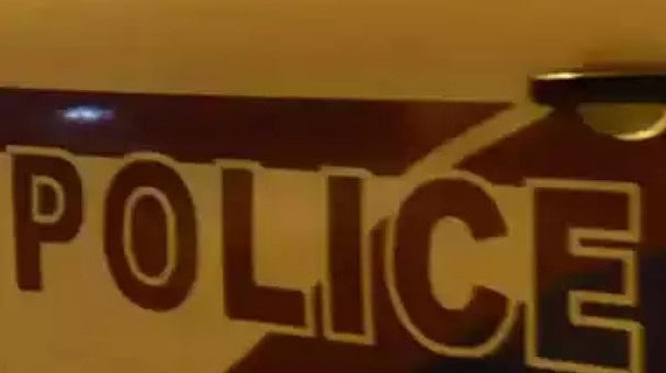 தந்தையை கம்பத்தில் கட்டிவைத்து அடித்த மகன்.. live Streamingல் பார்த்து ரசித்த காதலி: ஆந்திராவில் கொடூரம்