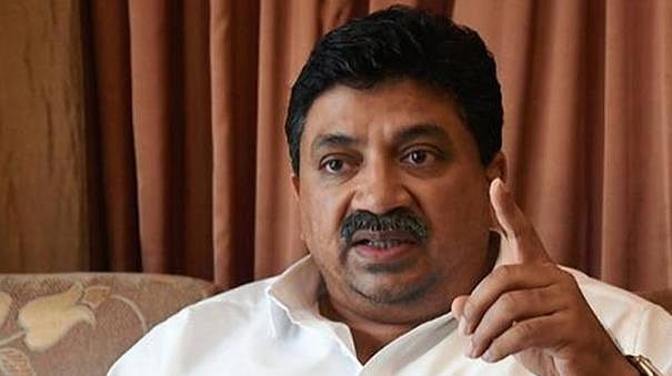 எங்கள் குழந்தைகள் NEET தேர்வு எழுத வேண்டும் என சொல்வதற்கு அவர்கள் யார்?.. சசி தரூர் கேள்விக்கு PTR பதில்!