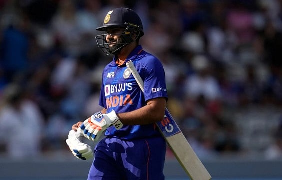 "ரோஹித் சர்மா கண்டிப்பாக அடுத்த டி20 உலகக் கோப்பையில் விளையாட மாட்டார்": அடித்து  சொல்லும் முன்னாள் வீரர்