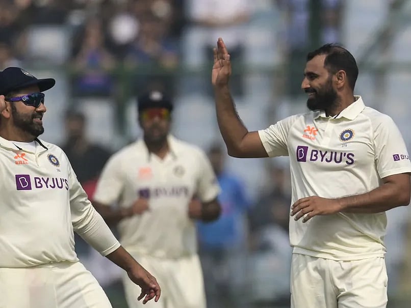 ஒரே ஓவரில் மாறிய ஆட்டம்.. உலகின் சிறந்த இரு வீரர்களை அடுத்தடுத்து தூக்கிய அஸ்வின் !