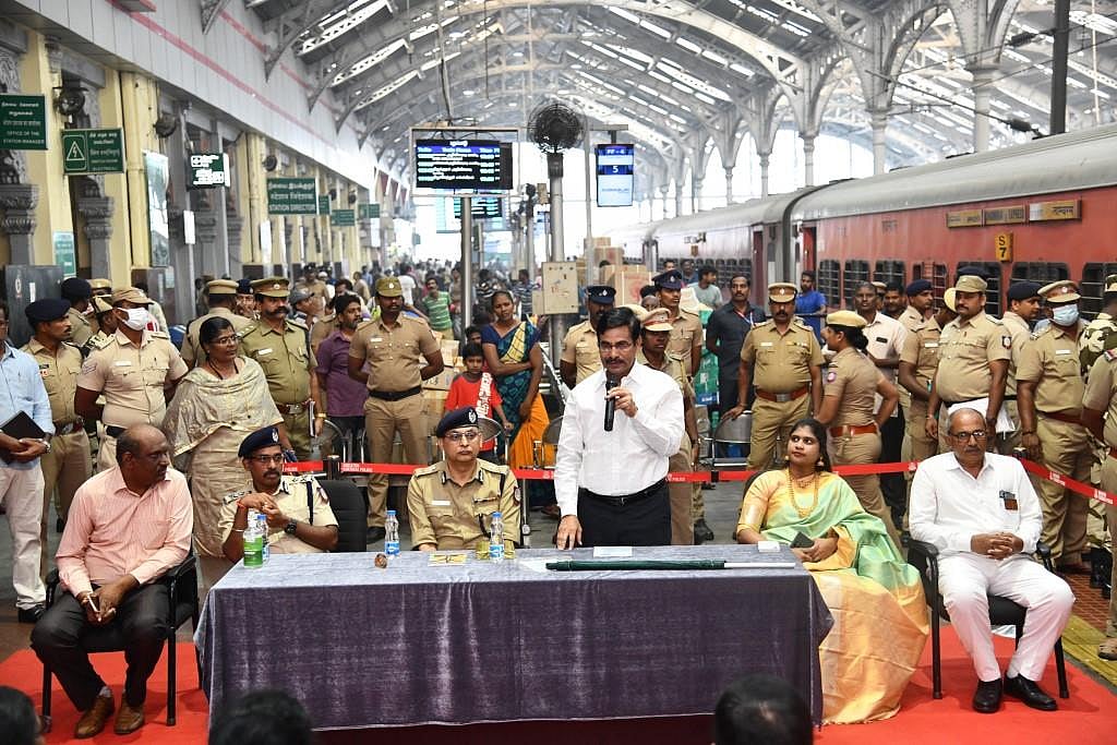 சிற்பி திட்டம்.. காவல் உயர் பயிற்சியகத்திற்கு சுற்றுலா சென்ற 5000 மாணவர்கள்: அசத்தும் தமிழ்நாடு அரசு!