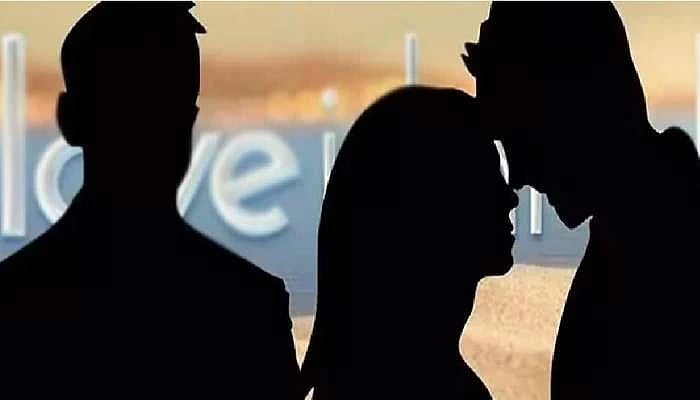 தெலங்கானாவில் சீனியர் மாணவருடன் காதல்.. ஆத்திரத்தில் ஜூனியர் மாணவர் செய்த செயலால் பறிபோன பெண்ணின் உயிர் !