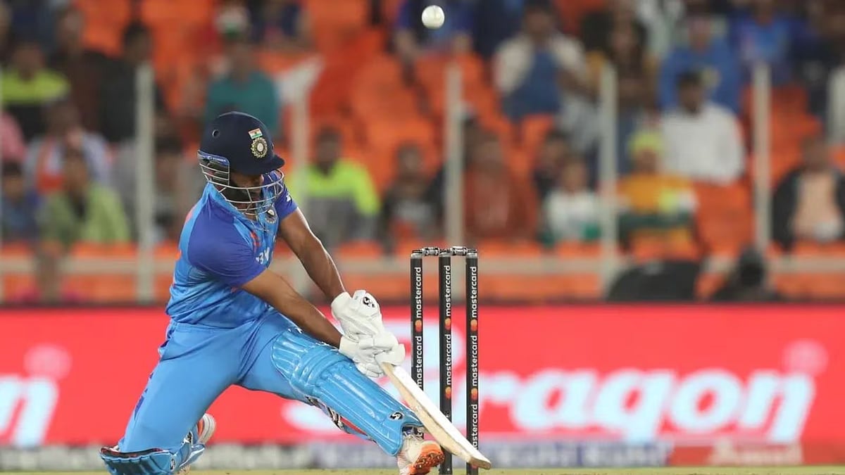 "என்னுடைய ஆட்டம் எனக்கு மகிழ்ச்சியை தரவில்லை" -அதிரடி ஆட்டம் ஆடியும் வருத்தப்படும் இந்திய வீரர் !