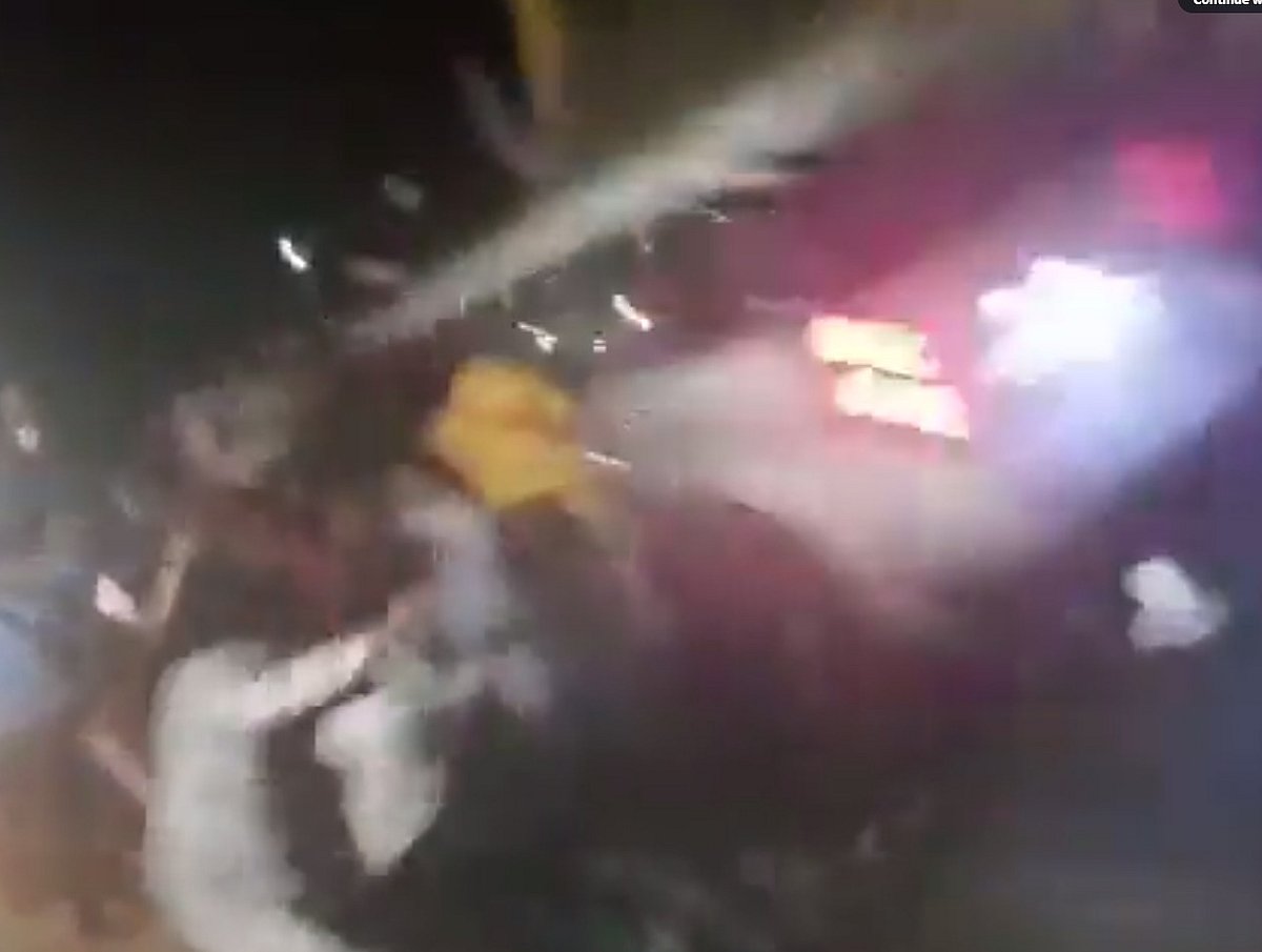 சாலையில் நடந்த திருமண ஊரவலத்தில் திடீரென புகுந்த கார்.. சோகத்தில் முடிந்த கொண்டாட்டம் ! | VIDEO