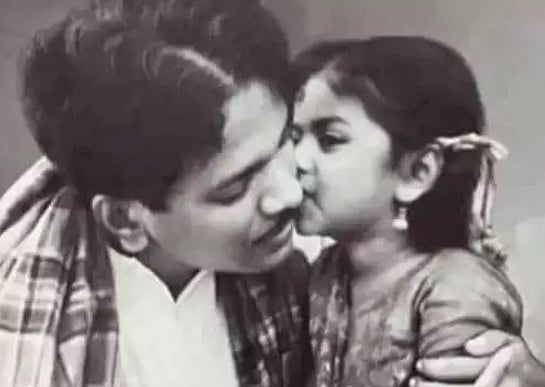 திராவிட இயக்கம்தான் படிக்க வைத்ததா என கேட்கும் ஞானசூனியங்களுக்கு.. முரசொலி தலையங்கத்தின் தரமான பதில்!