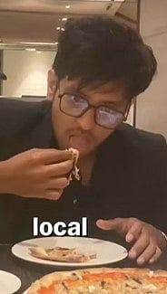 'இந்தாங்க காசு'.. தாஜ் ஹோட்டலை அதிரவைத்த இளைஞர்: இணைய வாசிகளிடம் வரவேற்பு பெற்று வரும் வீடியோ!