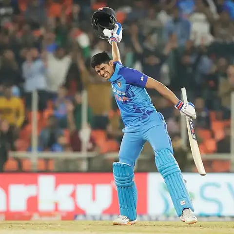 நான் T20-க்கு சரிப்பட மாட்டேனா ? -பேட்டால் பதிலடி கொடுத்த கில்..கம்பீரின் கருத்துக்கு ரசிகர்கள் கிண்டல்!