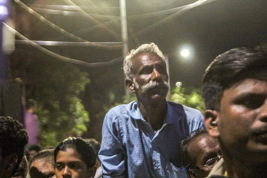 கலைஞரின் இறுதி ஊர்வலத்தில் ஸ்டாலின் ஜேக்கப்பின் உணர்ச்சி மிகுந்த புகைப்படங்கள்.. தொகுப்பு இதோ !