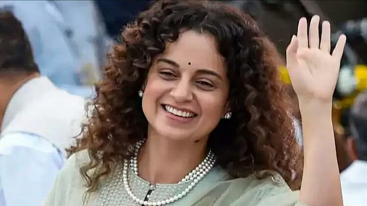 “சுடப்படுவீர்கள்.. தப்பித்தால் மீண்டும் சுடப்படுவீர்கள்” - கங்கனா வீட்டின் அறிவிப்பு பலகையால் அதிர்ச்சி !