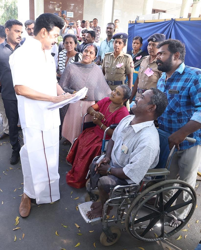 "மனுக்கள் என்பது வெறும் காகிதம் அல்ல, ஒரு மனிதரின் வாழ்க்கை".. கள ஆய்வுக் கூட்டத்தில் முதலமைச்சர் பேச்சு!