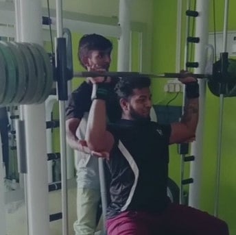 ஆணழகன் போட்டிக்காக அதிகமாக ஸ்டீராய்டு ஊசி செலுத்திக் கொண்ட Gym Trainer: 2 கிட்னி செயலிழந்து உயிரிழப்பு!