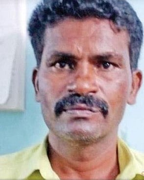 ’சார்’ பார்சல் கட்ட லேட்டாகும்.. உணவக உரிமையாளரின் ஆள்காட்டி விரலைக் கடித்து கால்வாயில் துப்பிய நபர்!