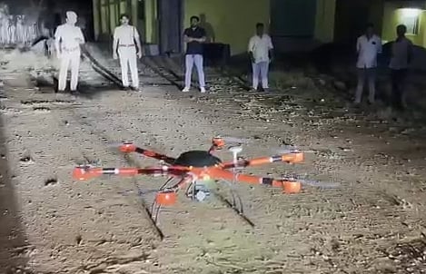 போதை ஆசாமிகளுக்கு ஷாக்.. ட்ரோன் மூலம் பிடிபட்ட கும்பல்: 8 பேரை சிறையில் அடைத்த திருப்பூர் போலிஸ்