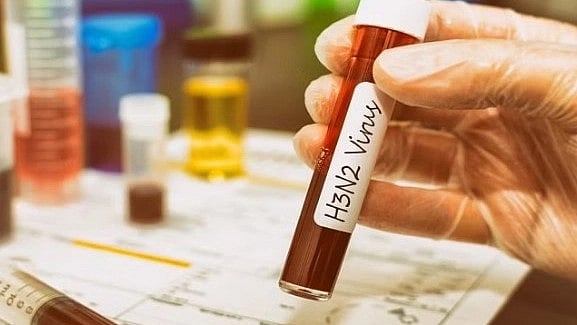 இந்தியாவில் 3 மாதமாக பரவி வரும் H3N2 என்ற புதிய வைரஸ்..  எச்சரிக்கை விடுக்கும் ICMR: அறிகுறிகள் என்ன?