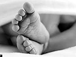 2 மாத குழந்தையை வைத்து விளையாடிய சிறுமிகள்.. பொம்மைபோல் நினைத்ததால் நேர்ந்த சோகம்.. ம.பியில் அதிர்வலை !
