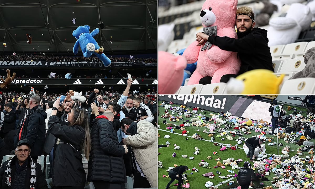 நிலநடுக்கத்தால் பாதிக்கப்பட்ட குழந்தைகளுக்கு ரசிகர்கள் வழங்கிய பொம்மைகள்..கால்பந்து போட்டியில் நெகிழ்ச்சி