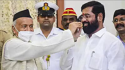 தலைமை நீதிபதியை விமர்சிக்கும் பாஜகவினர்.. குடியரசுத்தலைவர் தலையிடக்கோரி எதிர்க்கட்சி MP-க்கள் கடிதம் ! 