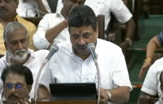 தமிழ்நாடு அரசின் 2023- 24ம் ஆண்டுக்கான நிதிநிலை அறிக்கை: பேரவையில் தாக்கல் செய்து வரும் நிதியமைச்சர் PTR!