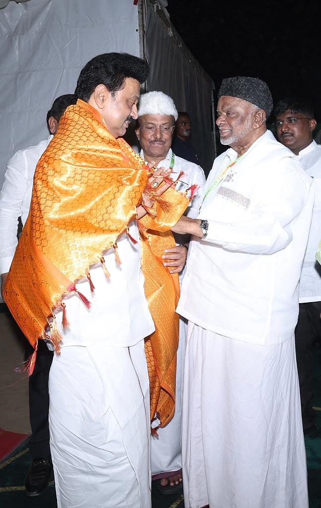 ”திமுகவுக்கும் இஸ்லாமியர்களுக்கும் உள்ள நட்பை எந்த கொம்பனாலும் பிரிக்க முடியாது”: முதல்வரின் அனல் பேச்சு!