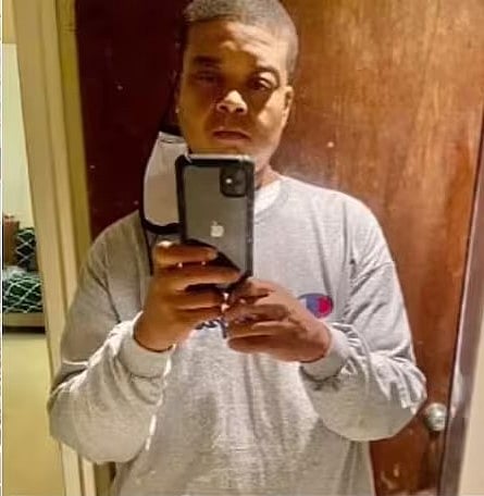 ‘ஏய் எப்புட்றா..’ - டாக்டர் சொன்ன அந்த ஒரு வார்த்தை.. 294 கிலோவில் இருந்து 165 கிலோவாக குறைந்த நபர் !