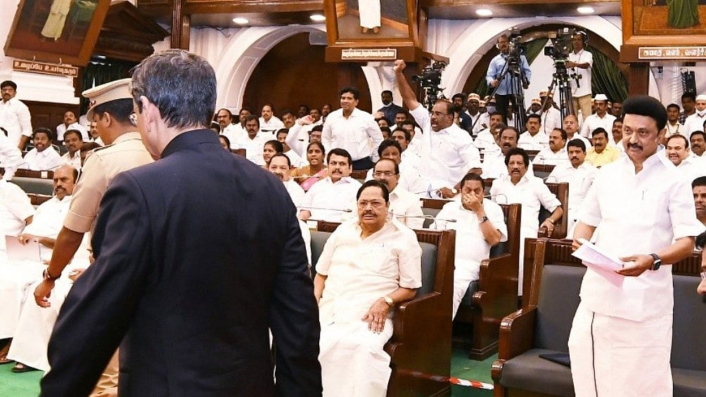 ஆன்லைன் ரம்மி தடை மசோதா: மீண்டும் பேரவையில் தாக்கல் செய்கிறார் முதலமைச்சர் - விடாது போராடும் திமுக அரசு!