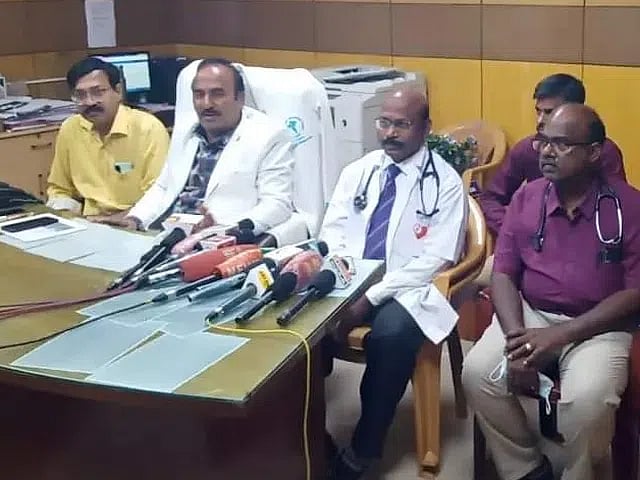 தனியார் மருத்துவமனையில் 8 லட்சம்.. 63 வயது முதியவரின் உயிரை காப்பாற்றி திருச்சி அரசு மருத்துவமனை சாதனை !