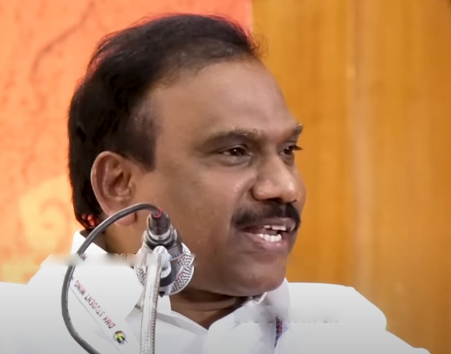 1800களில் உடன்கட்டையை எதிர்த்து கேள்வி கேட்ட வேதநாயகத்துக்கும், விஜய் ஆண்டனிக்கும் இப்படி ஒரு உறவா ? 