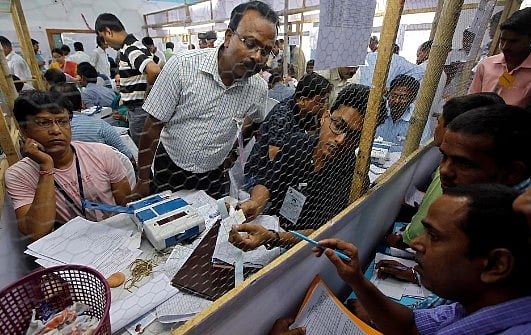 தேர்தலில் போட்டியிட்ட 77 பேர்.. டெபாசிட் இழந்த 75 வேட்பாளர்கள்: ஒத்த ஓட்டு வாங்கிய சுயேச்சைகள்!