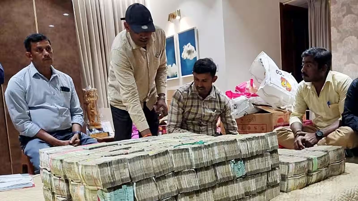 ஊழல் வழக்கில் முன்ஜாமீன் பெற்ற MLA-வுக்கு உற்சாக வரவேற்பு கொடுத்த பாஜகவினர்.. நெட்டிசன்கள் கண்டனம் ! 