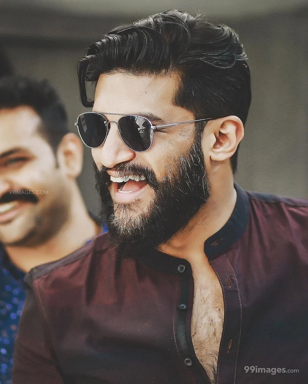 பாடகர் விஜய் யேசுதாஸ் வீட்டில் 60 சவரன் தங்க, வைர நகைகள் மாயம்.. வீட்டு பணியாளர்கள் மீது சந்தேகம் !