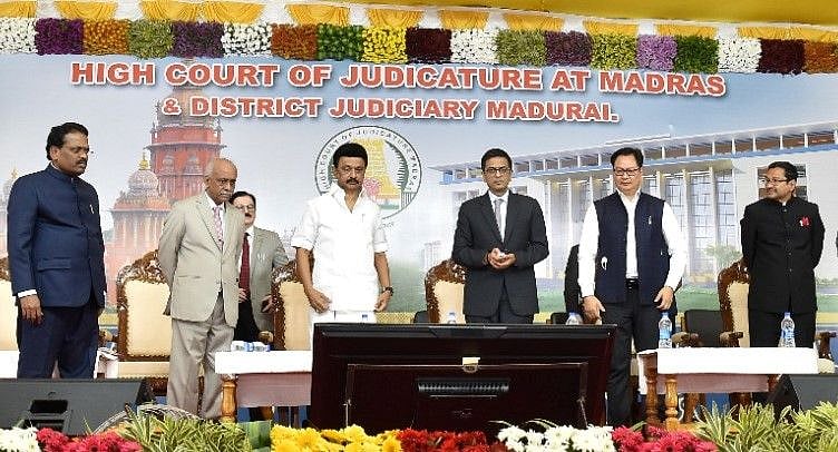 ’எந்த முதல்வருக்கும் இல்லாத தைரியம்’: உச்ச நீதிபதி இருக்கும் மேடையிலேயே முக்கிய கோரிக்கை வைத்த ஸ்டாலின்!