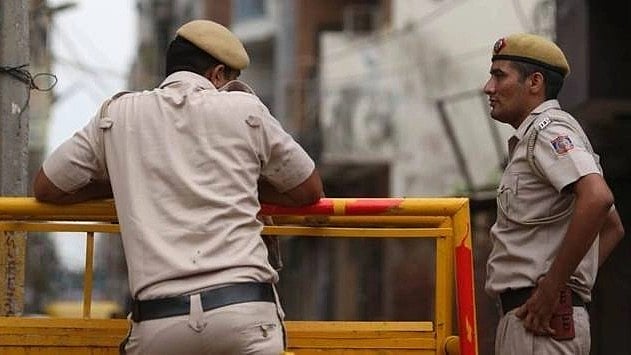 ’நீ சோம்பேறி’.. உணவு சமைக்காத மனைவியை அடித்தே கொன்ற கணவன்: டெல்லியை உலுக்கிய சம்பவம்!